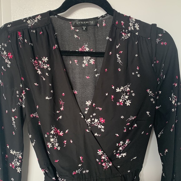 Dynamite Floral Dress - Picture 2 of 6